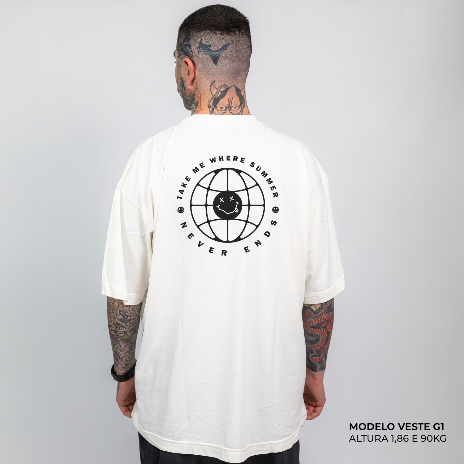 Camiseta Oversized Take Me Where Summer Never Ends Off White