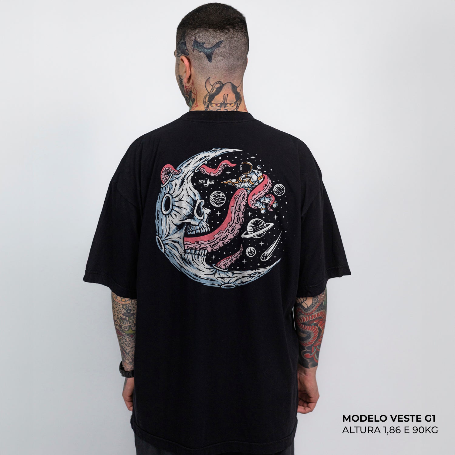 Camiseta Oversized Skull Moon Preto