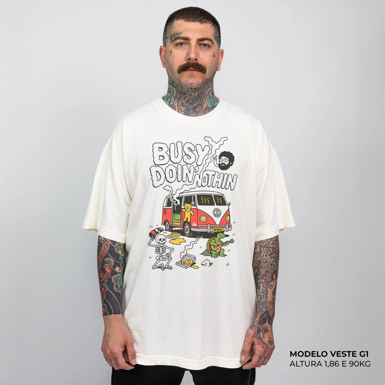 Camiseta Oversized Busy Doing Nothing Off White