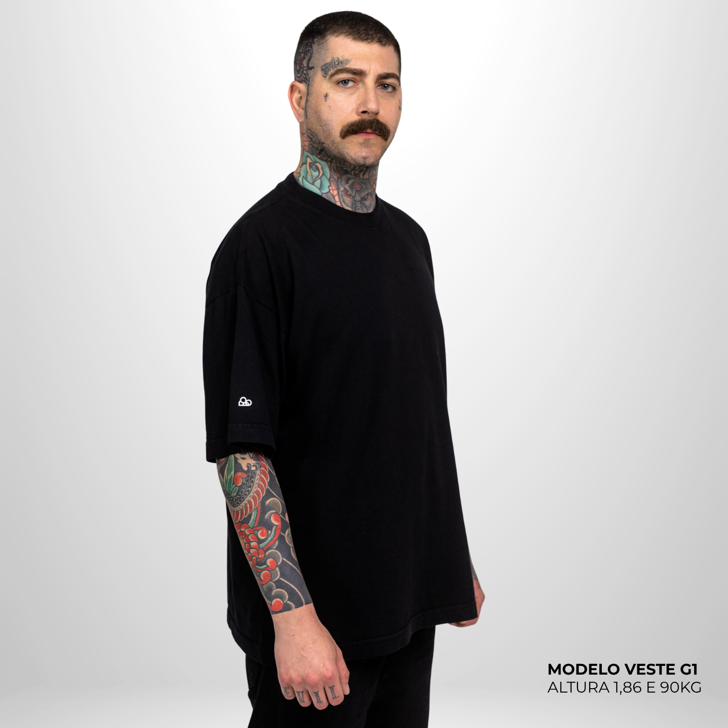 Camiseta Oversized Heavy Lisa Algodão Encorpado Preta