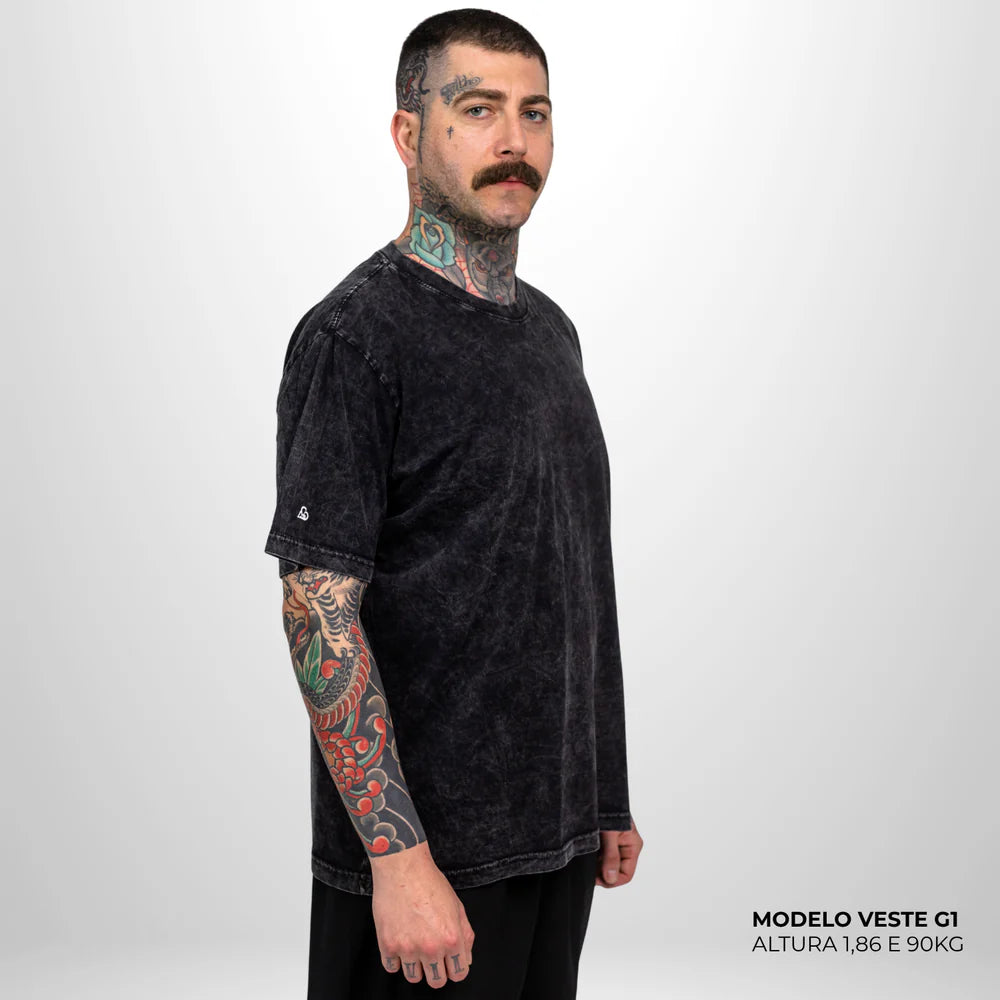 Camiseta Basic WNC Lisa Preto Estonado