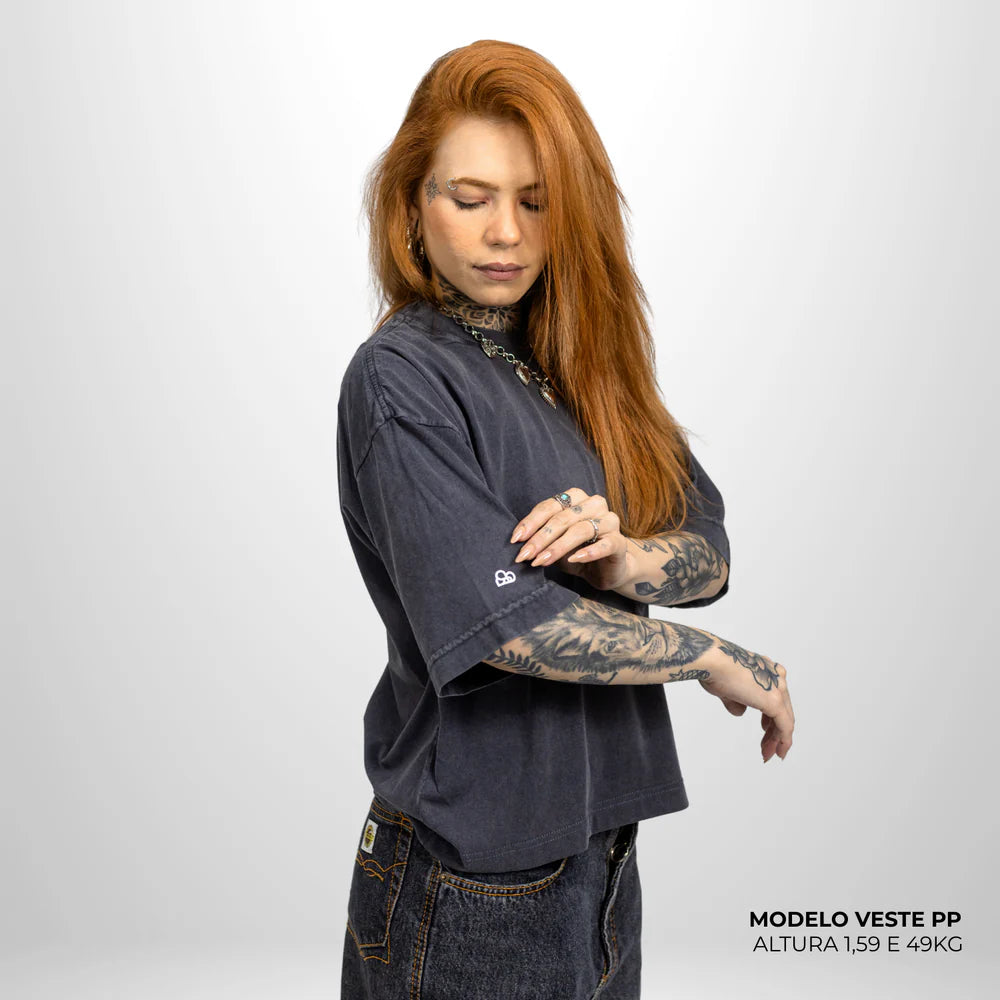 Camiseta Boxy WNC lisa Cinza