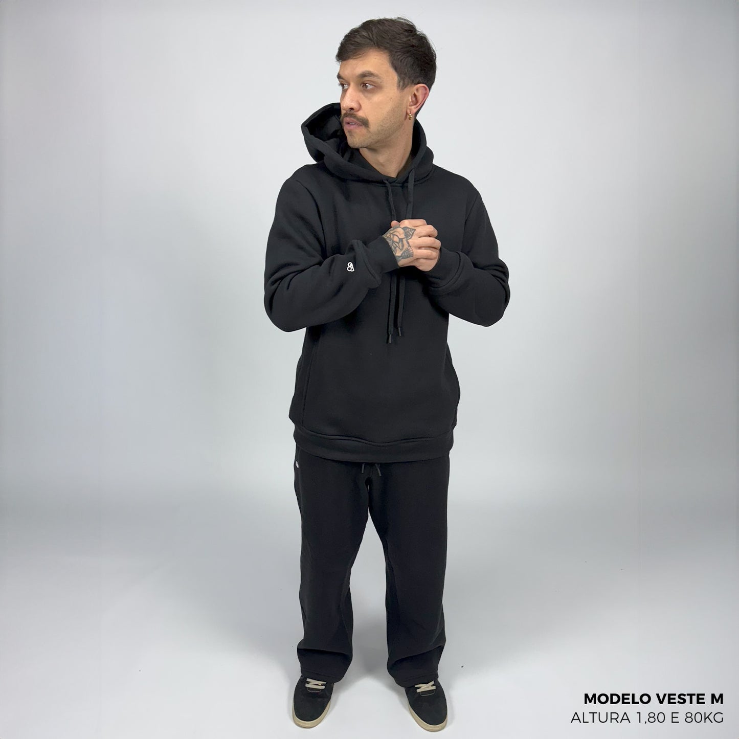 Moletom Comfort Canguru com Capuz Preto