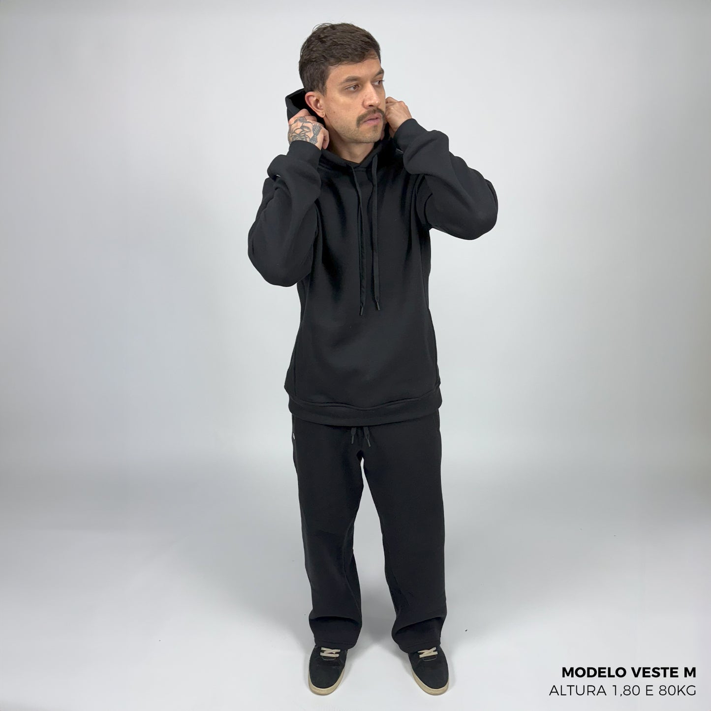 Moletom Comfort Canguru com Capuz Preto