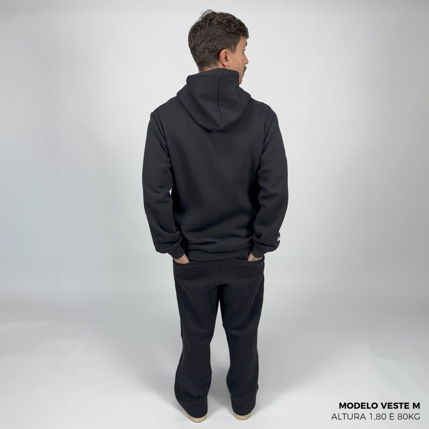 Moletom Comfort Canguru com Capuz Preto