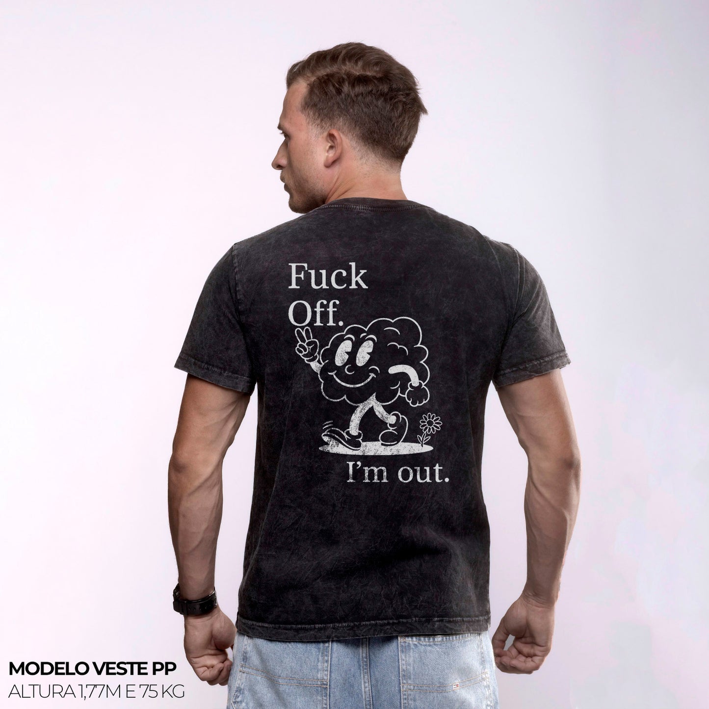 Camiseta Basic I'm Out Preto Estonado