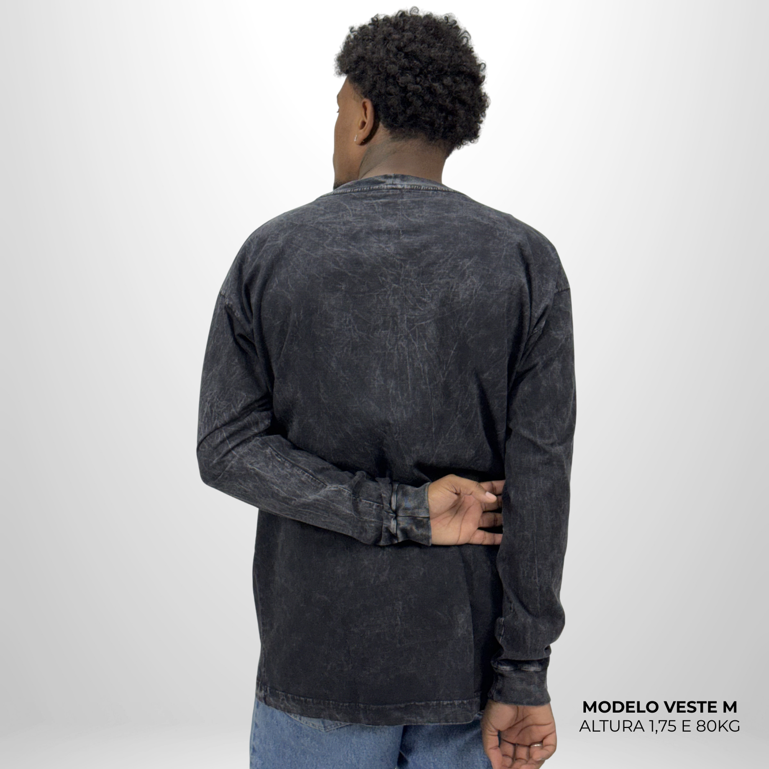 Camiseta Manga Longa Oversized Preto Estonado