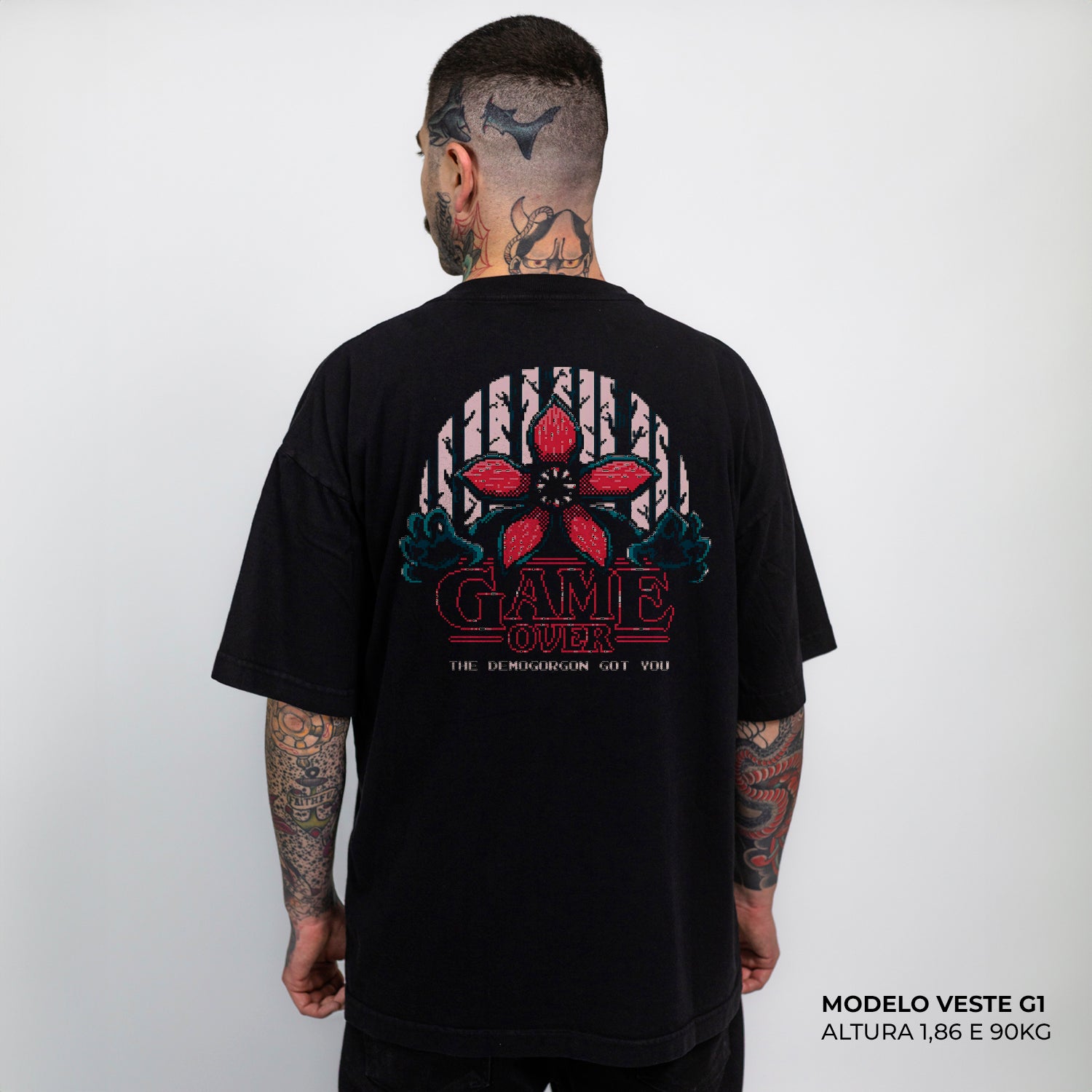 Camiseta Heavy Stranger Things Game Over Algodão Encorpado Preto