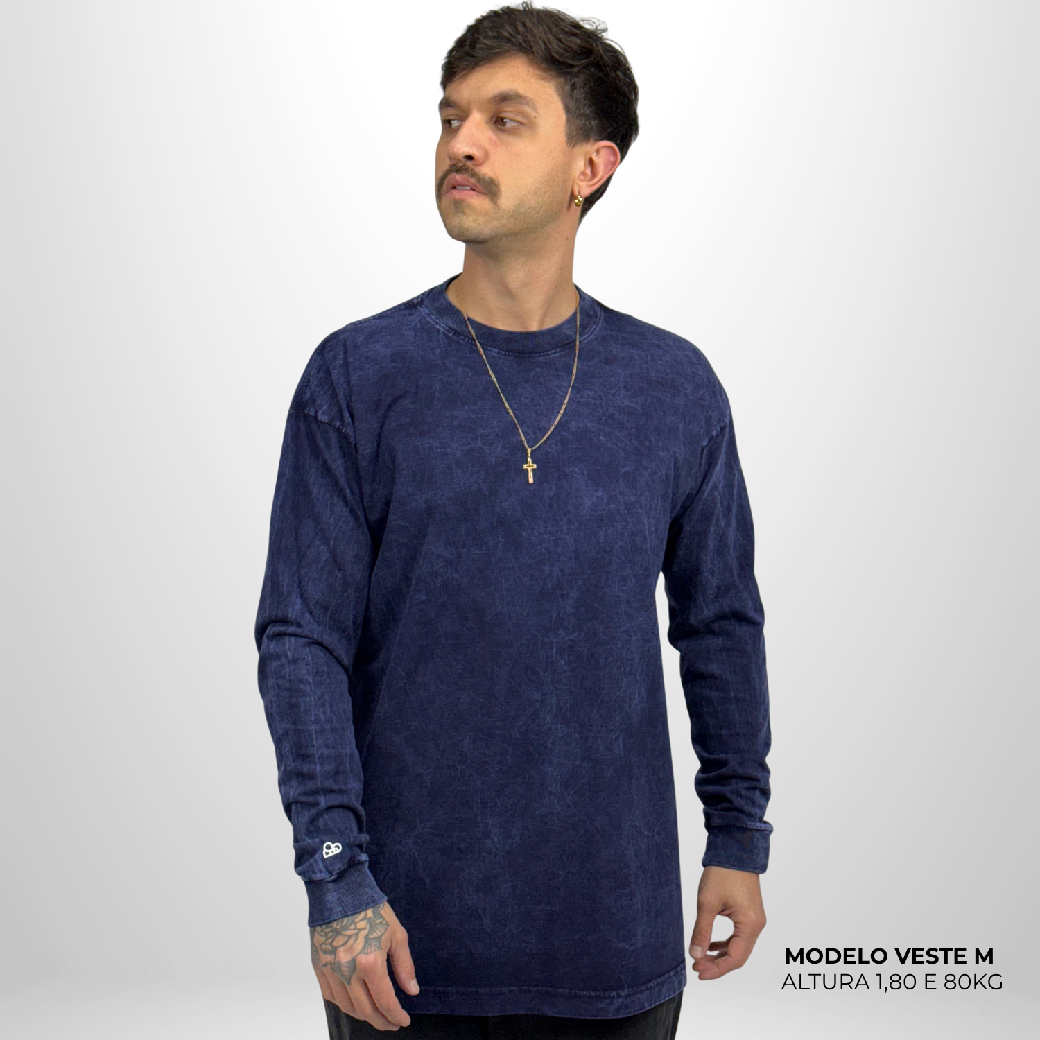 Camiseta Manga Longa Oversized Azul Estonado