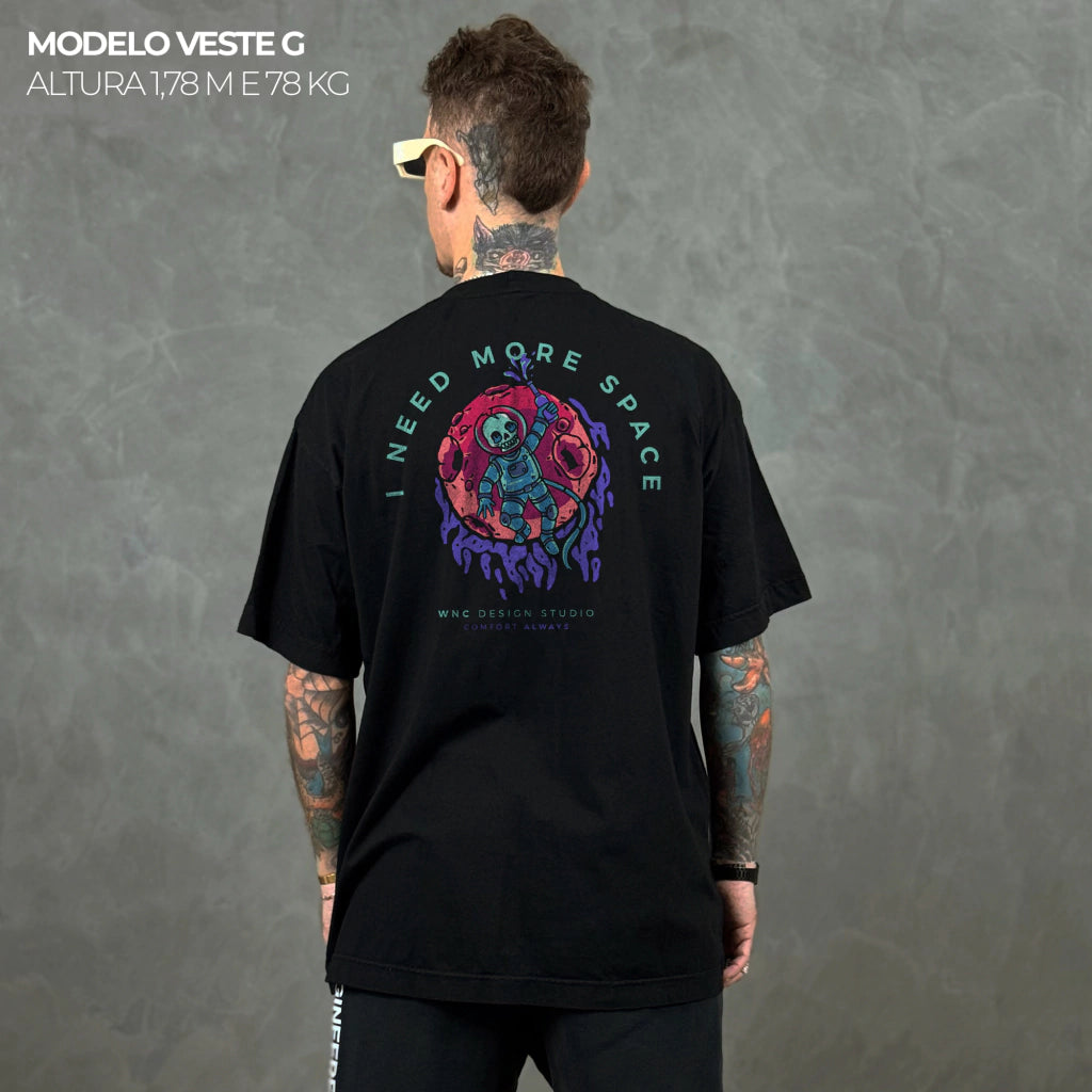 Camiseta Oversized Skull Space Preto