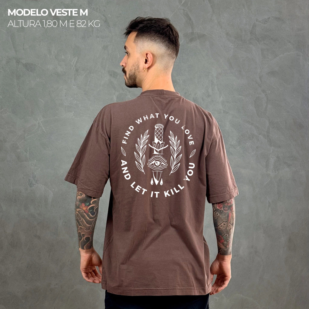 Camiseta Oversized Find What You Love Marrom