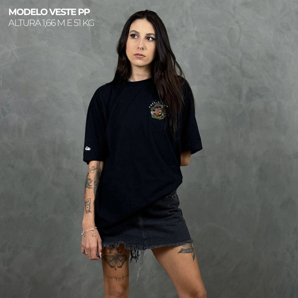 Camiseta Oversized Free Spirit Preto