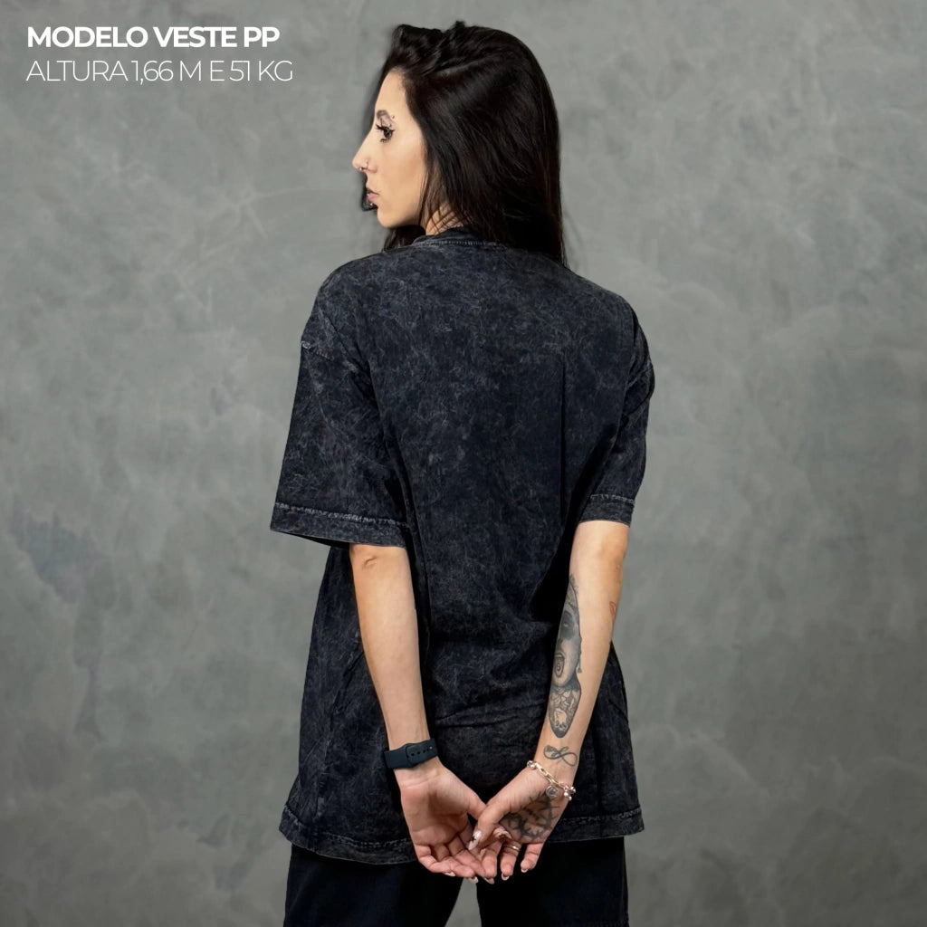 Camiseta Oversized Simple Preto Estonado