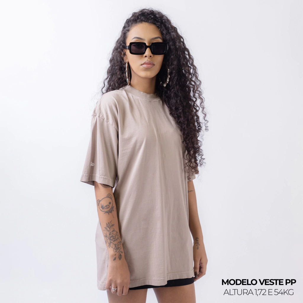 Camiseta Oversized Lisa Bege