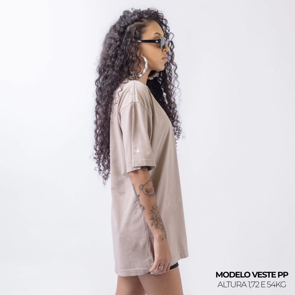 Camiseta Oversized Lisa Bege Zero Encolhimento