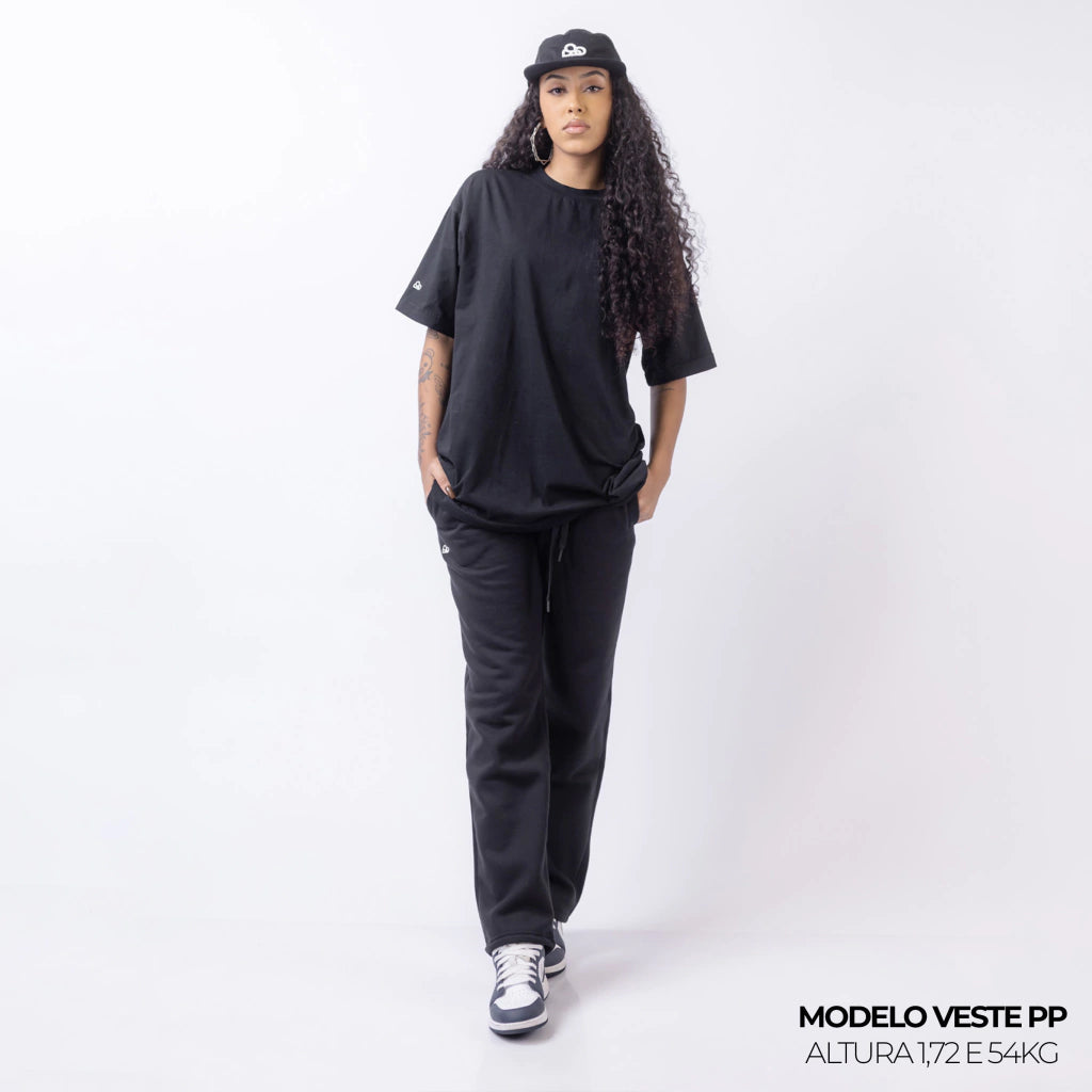 Camiseta Oversized Lisa Preto Zero Encolhimento