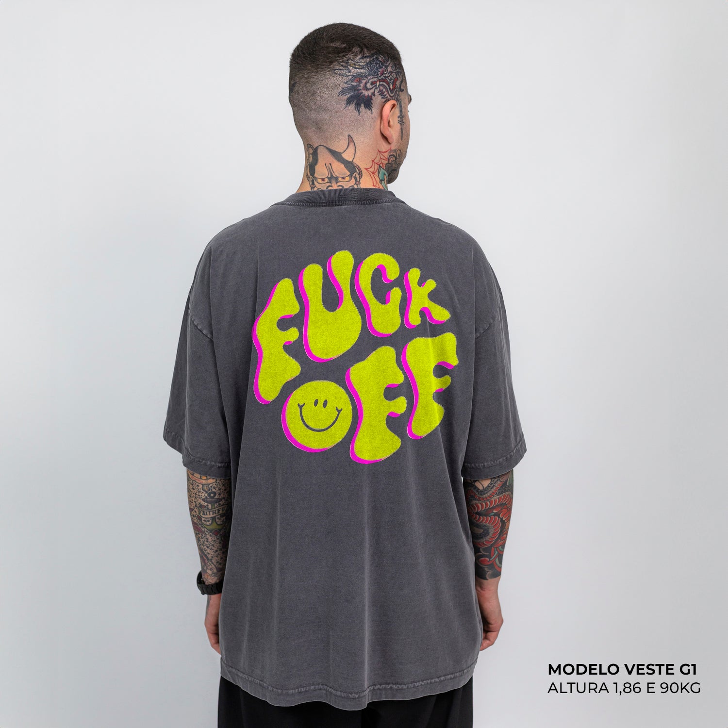 Camiseta Oversized Fuck Off Cinza
