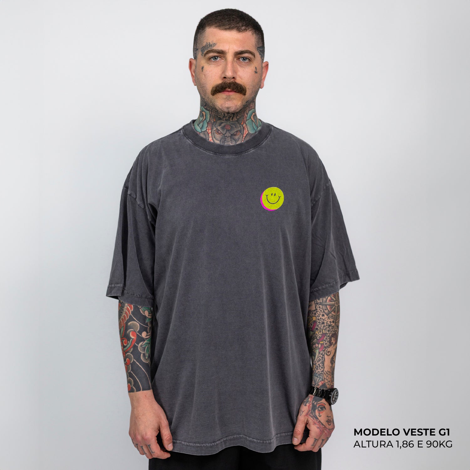 Camiseta Oversized Fuck Off Cinza