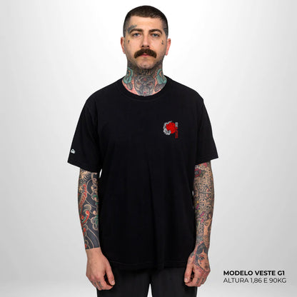 Camiseta Basic WNC Trust No One Preto