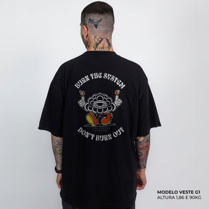 Camiseta Oversized Burning Cloud Preta
