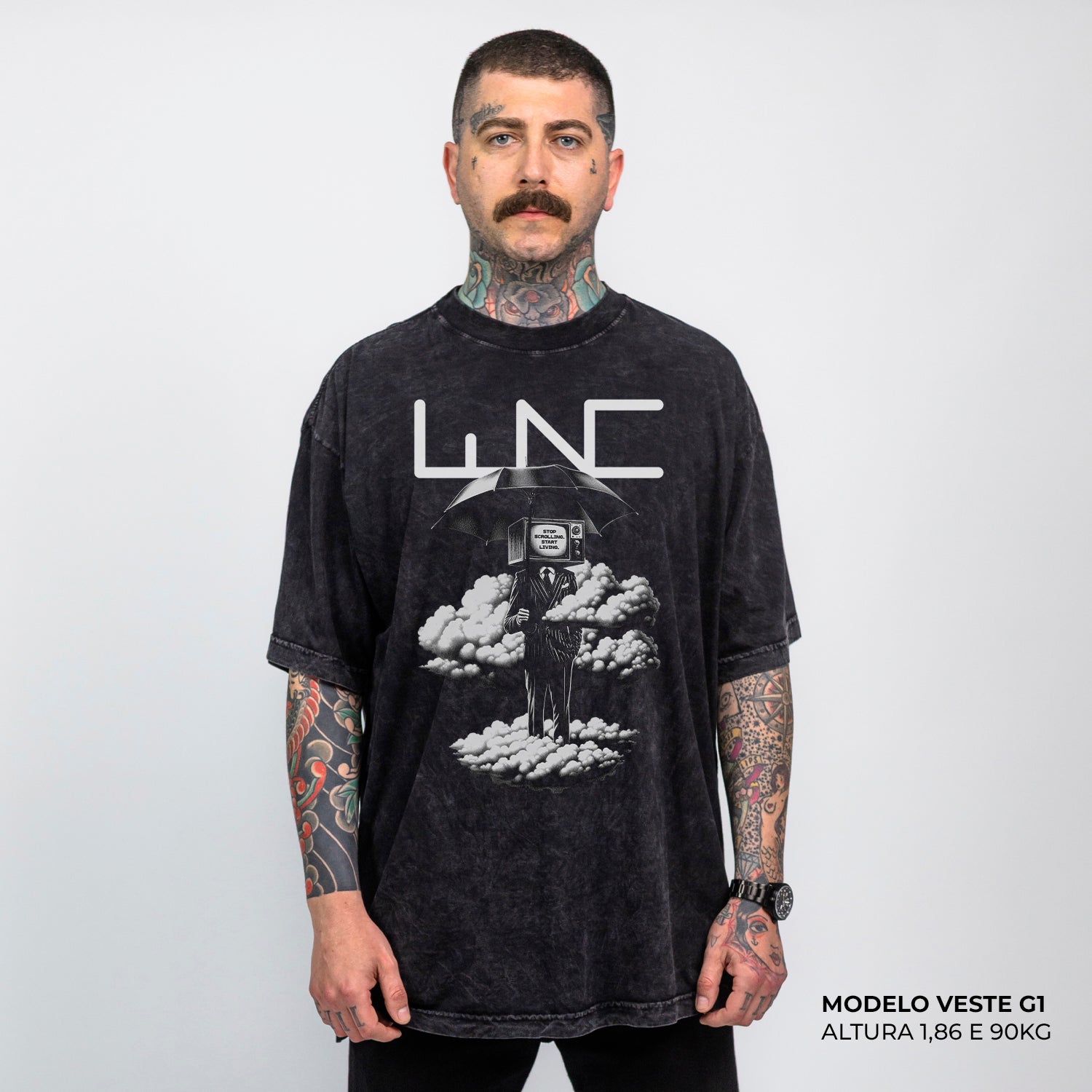 Camiseta Oversized Dreamy Preto Estonado