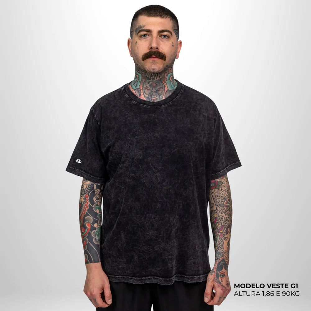 Camiseta Basic WNC Lisa Preto Estonado