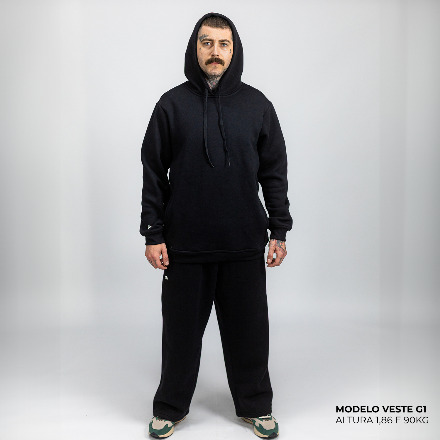 Moletom Comfort Canguru com Capuz Preto