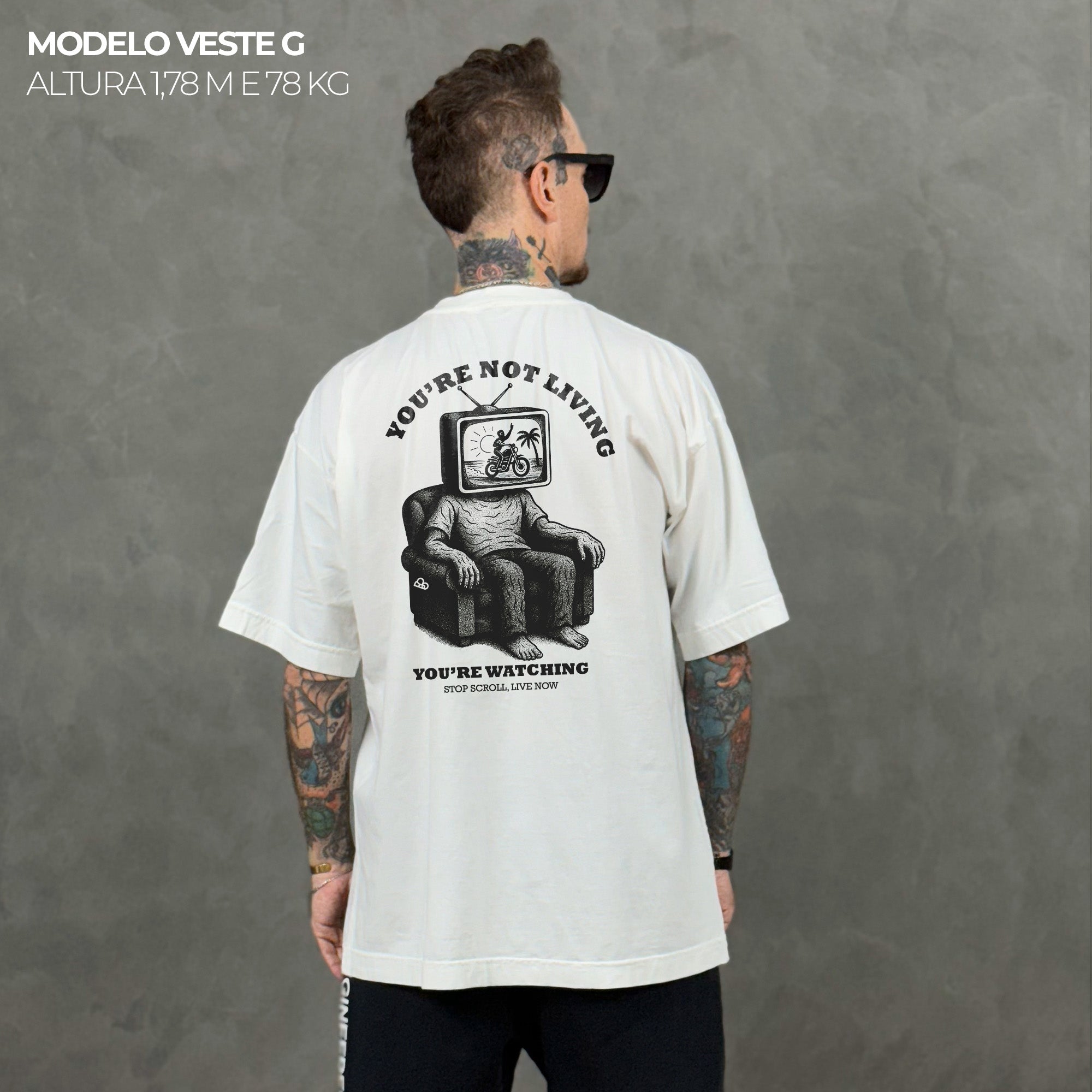 Camiseta Oversized Not Living Off White