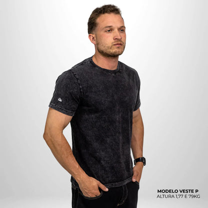 Camiseta Basic WNC Lisa Preto Estonado