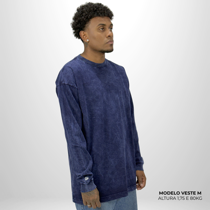 Camiseta Manga Longa Oversized Azul Estonado