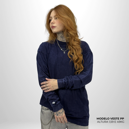 Camiseta Manga Longa Oversized Azul Estonado