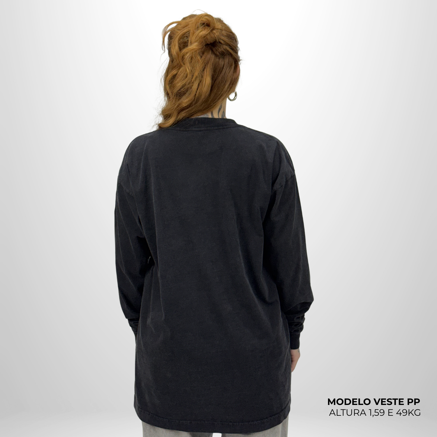 Camiseta Manga Longa Oversized Preto Vintage