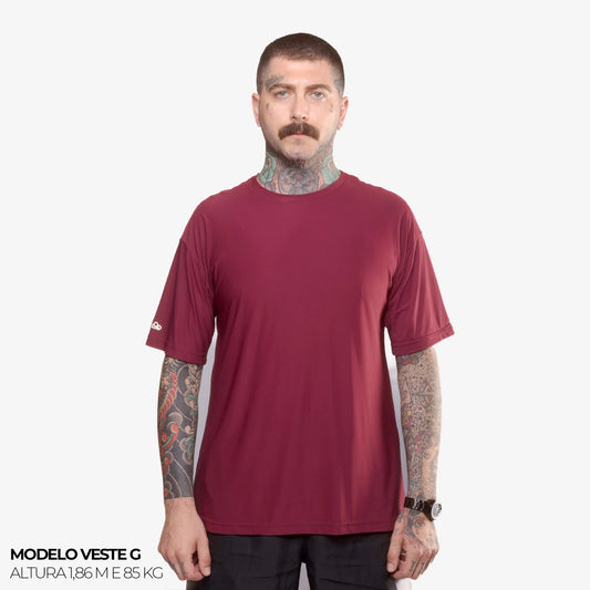 Camiseta Performance Anti Odor Bordô