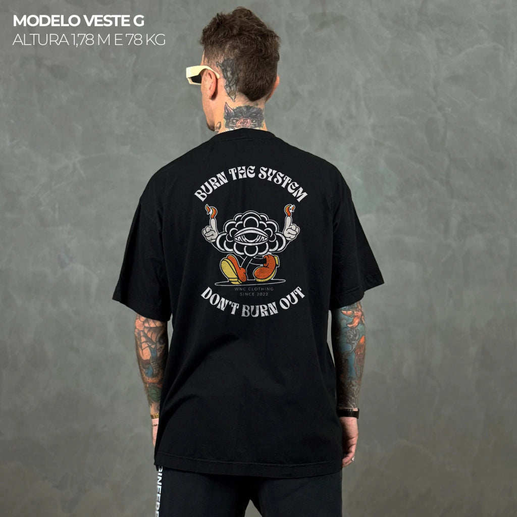 Camiseta Oversized Burning Cloud Preta