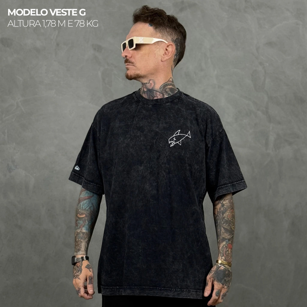 Camiseta Oversized Flipper Preto Estonado