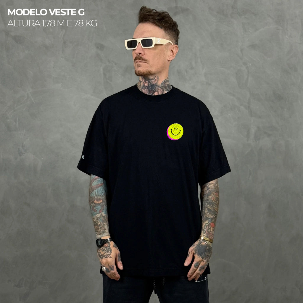 Camiseta Oversized Fuck Off Preto