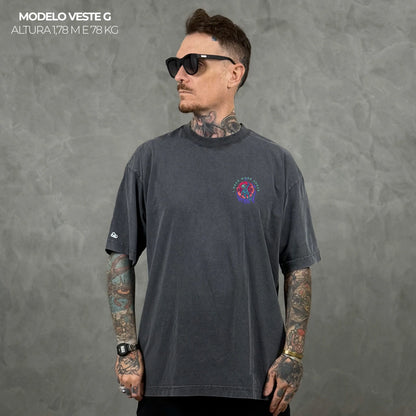 Camiseta Oversized Skull Space Cinza