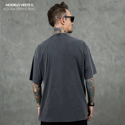 Camiseta Oversized No Regrets Only Memories Cinza