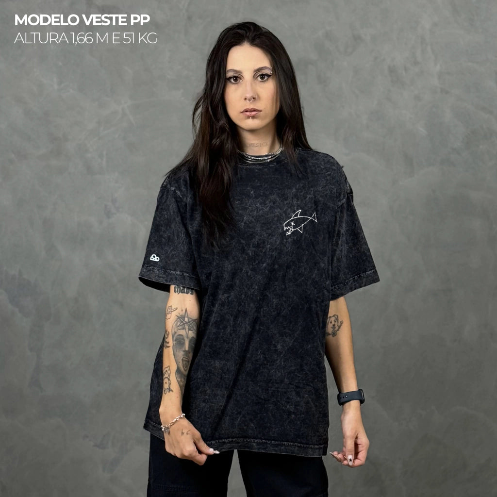 Camiseta Oversized Flipper Preto Estonado