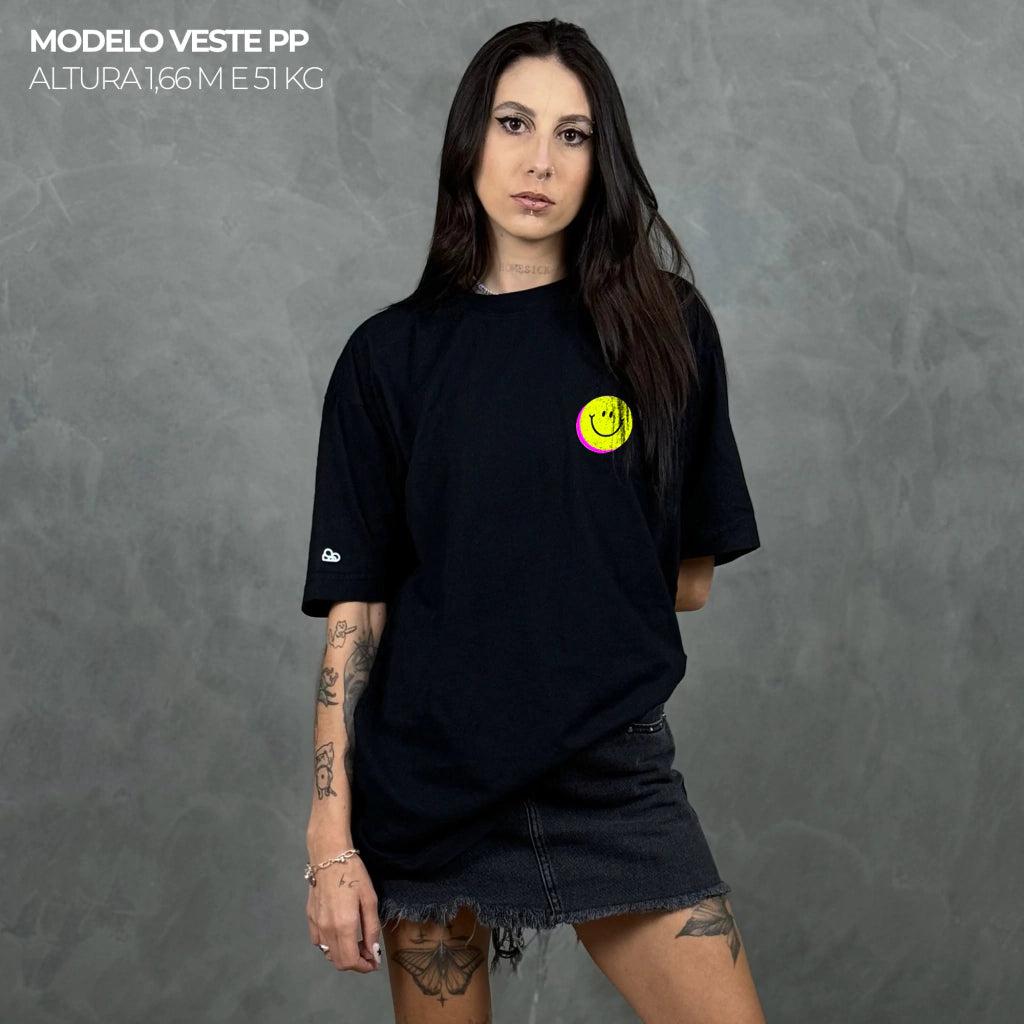Camiseta Oversized Fuck Off Preto