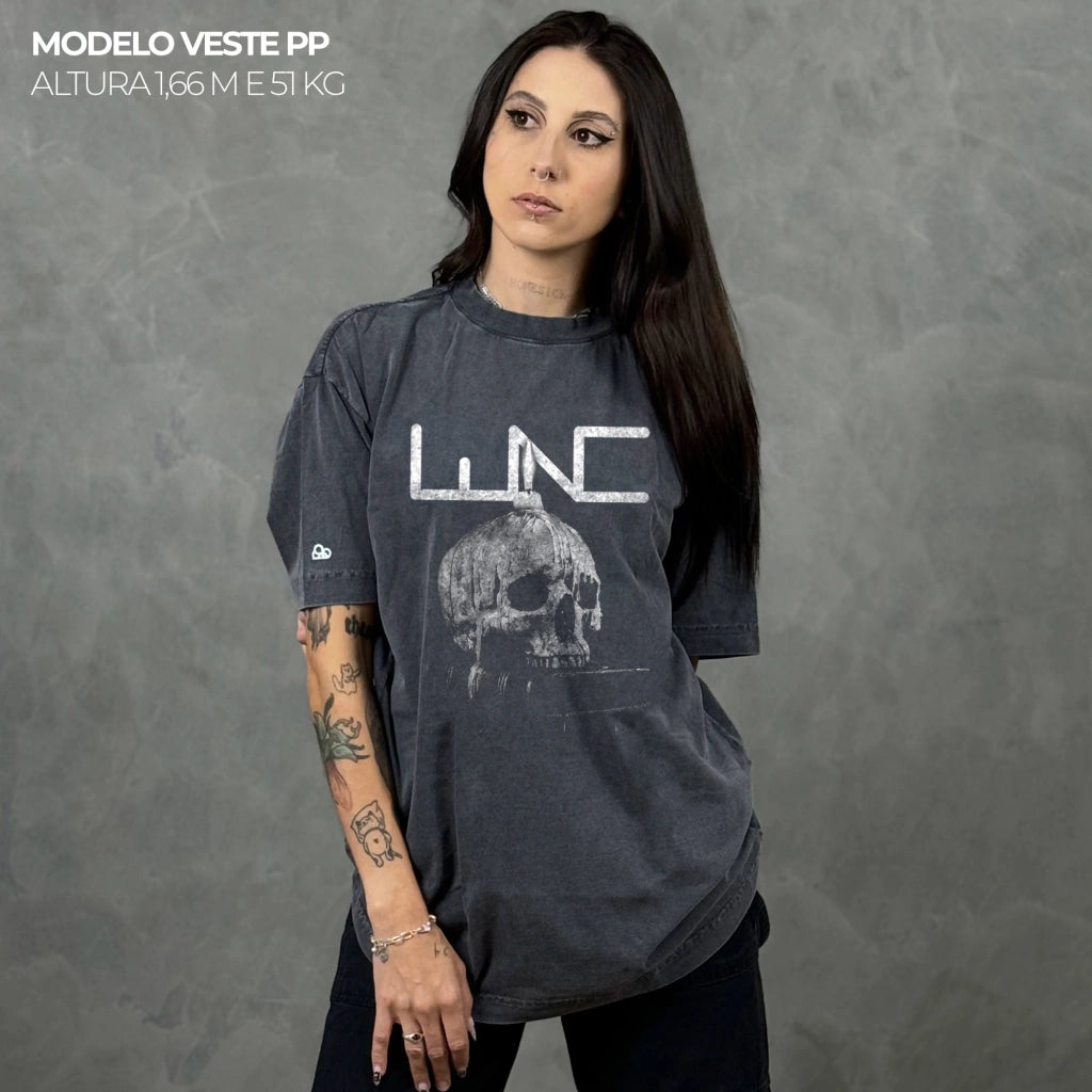 Camiseta Oversized Skull Cinza