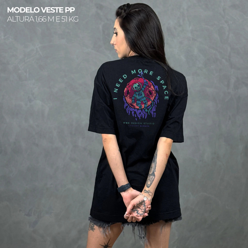 Camiseta Oversized Skull Space Preto