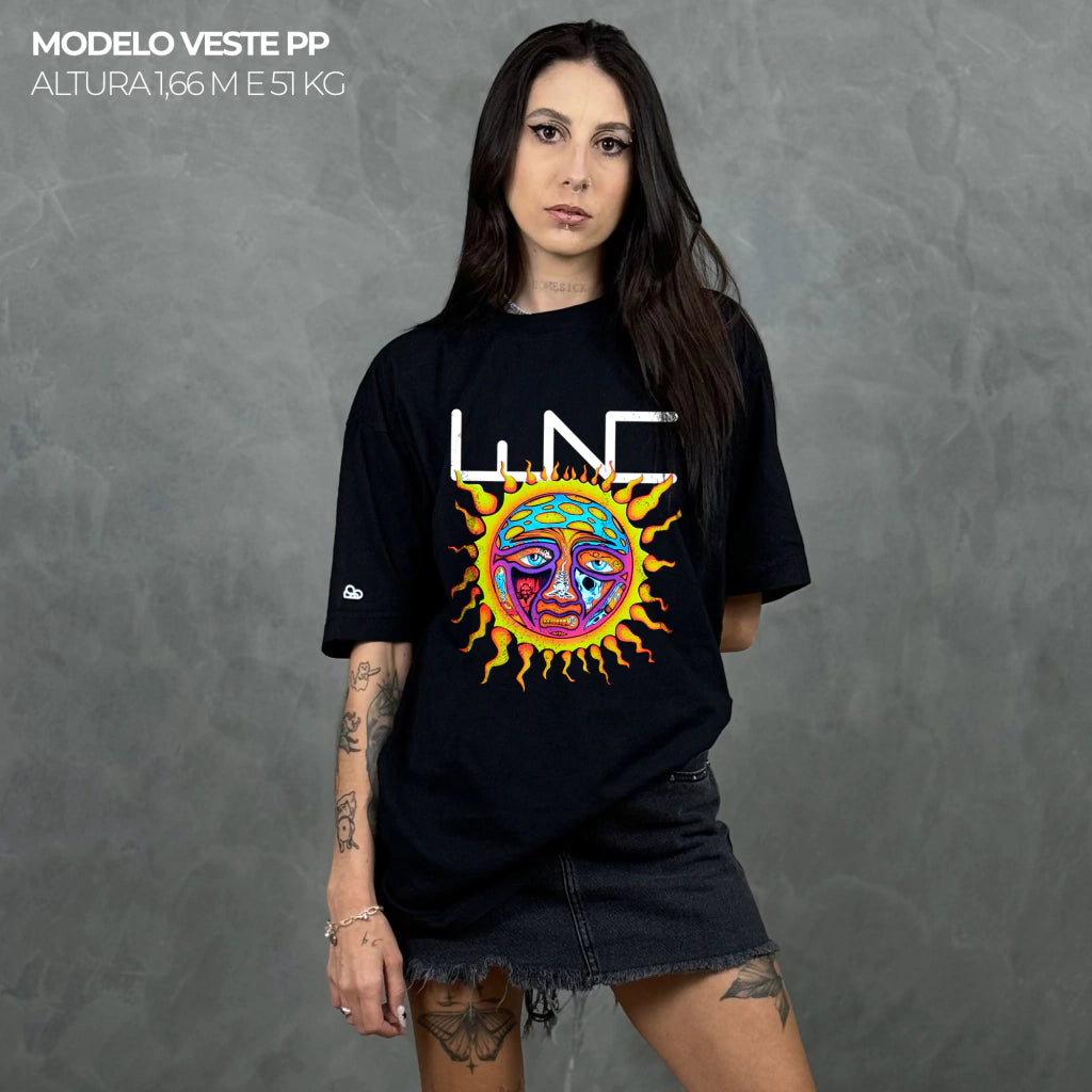 Camiseta Oversized Sublime Preto