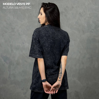 Camiseta Oversized Flipper Preto Estonado