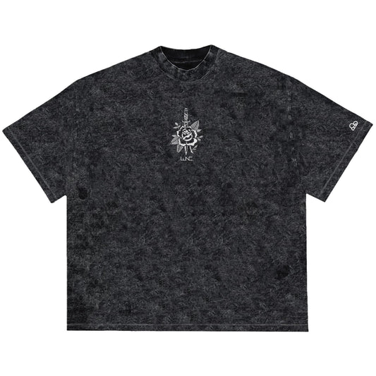 Camiseta Oversized Rose Knife Preto Estonado
