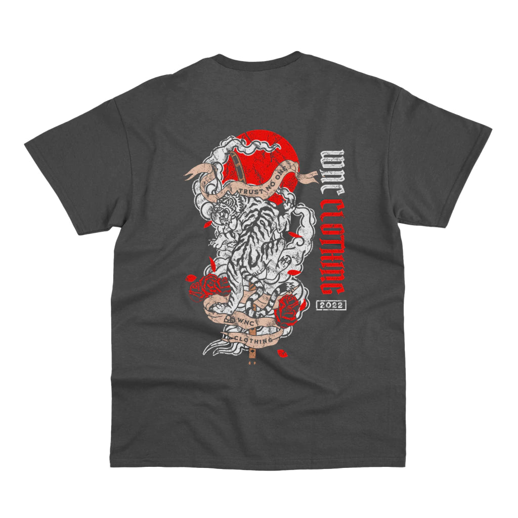 Camiseta Basic WNC Trust No One Cinza